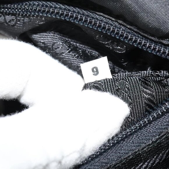 PRADA Shoulder Bag Leather Black Silver Auth 141077 - Picture 10 of 16